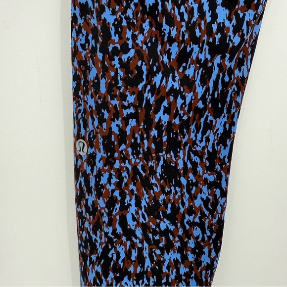 Lululemon Fast and Free High-Rise Tight 25" Leopard Camo Blue Nile Multi Size 10 - Picture 6 of 12